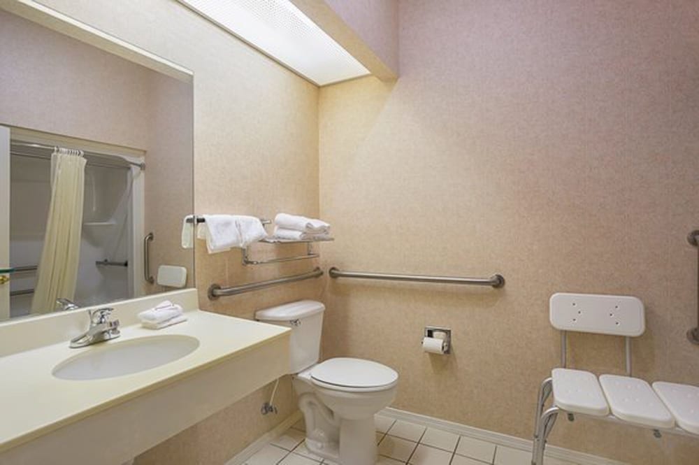 Red Roof Inn Whitley City - photo 8