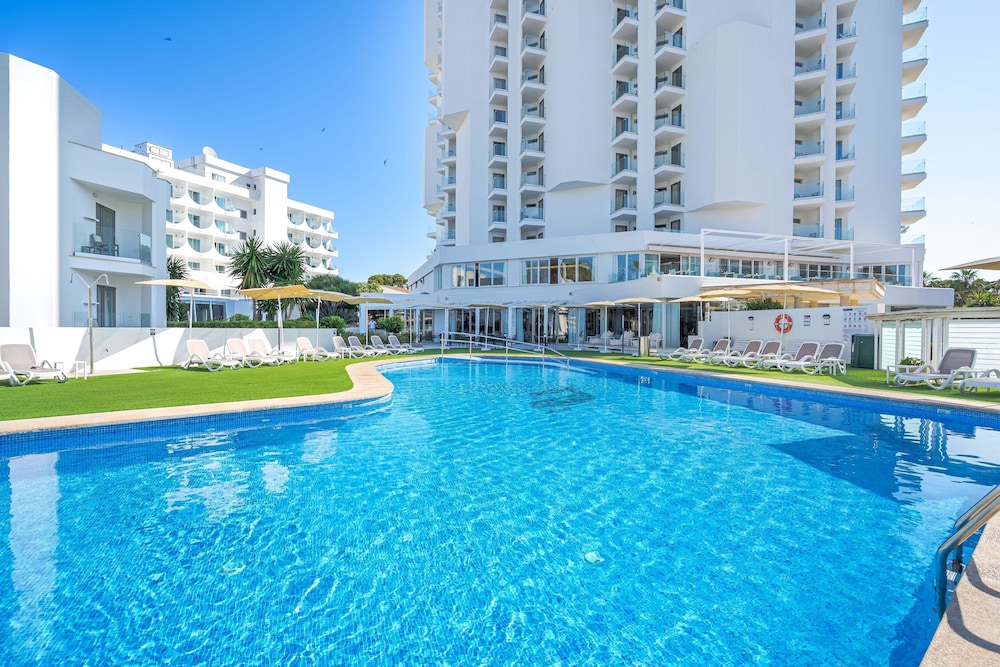 THB Maria Isabel Adults Only — 4-Star Luxury Hotel in Palma, Spain