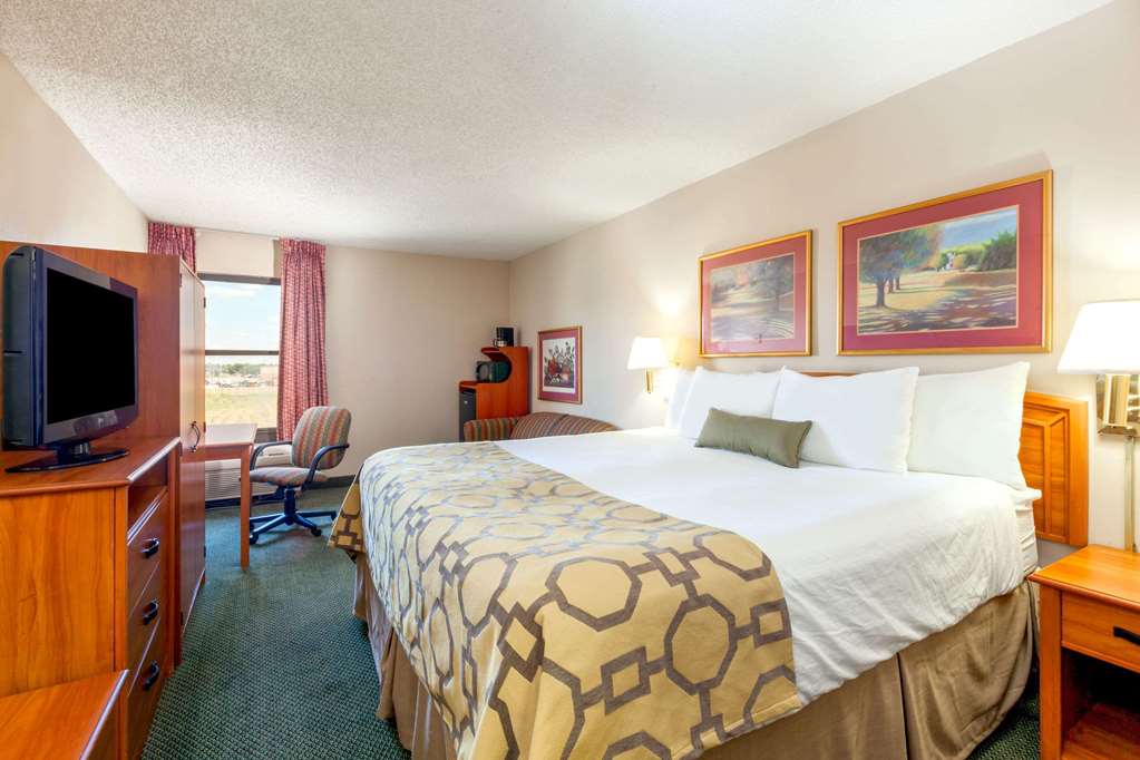 Baymont by Wyndham Amarillo East - photo 8