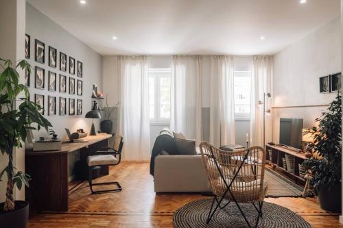 Soum 2 bedrooms in Alvalade — 4-Star Luxury Hotel in Lisbon, Portugal