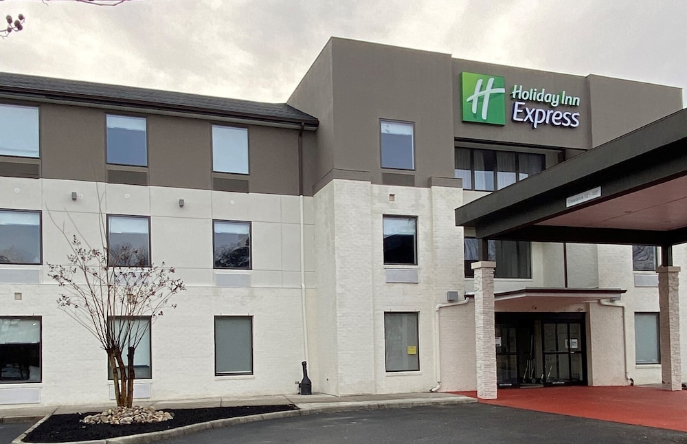 Holiday Inn Express Gloucester - photo 31