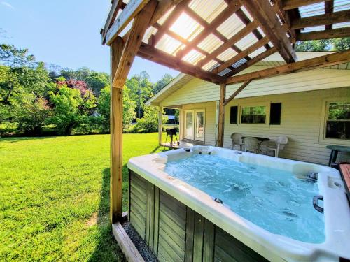 Mountain Stream by RedAwning — Pigeon Forge — photo 3