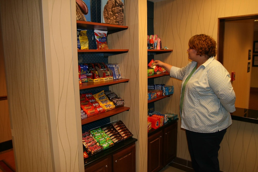 Hampton Inn & Suites Morgan City - photo 55