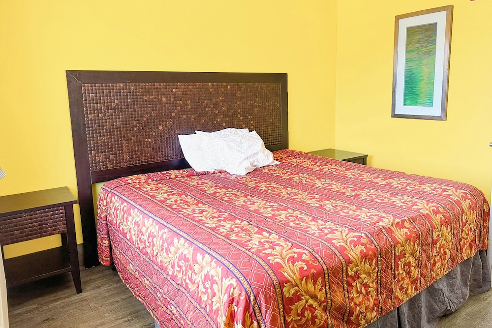 Luxury Inn by OYO Albany - photo 24