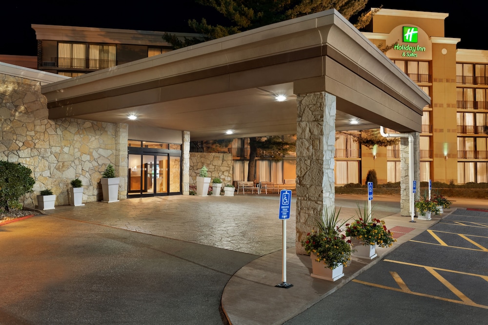 Holiday Inn Hotel & Suites Des Moines Northwest by IHG - photo 58