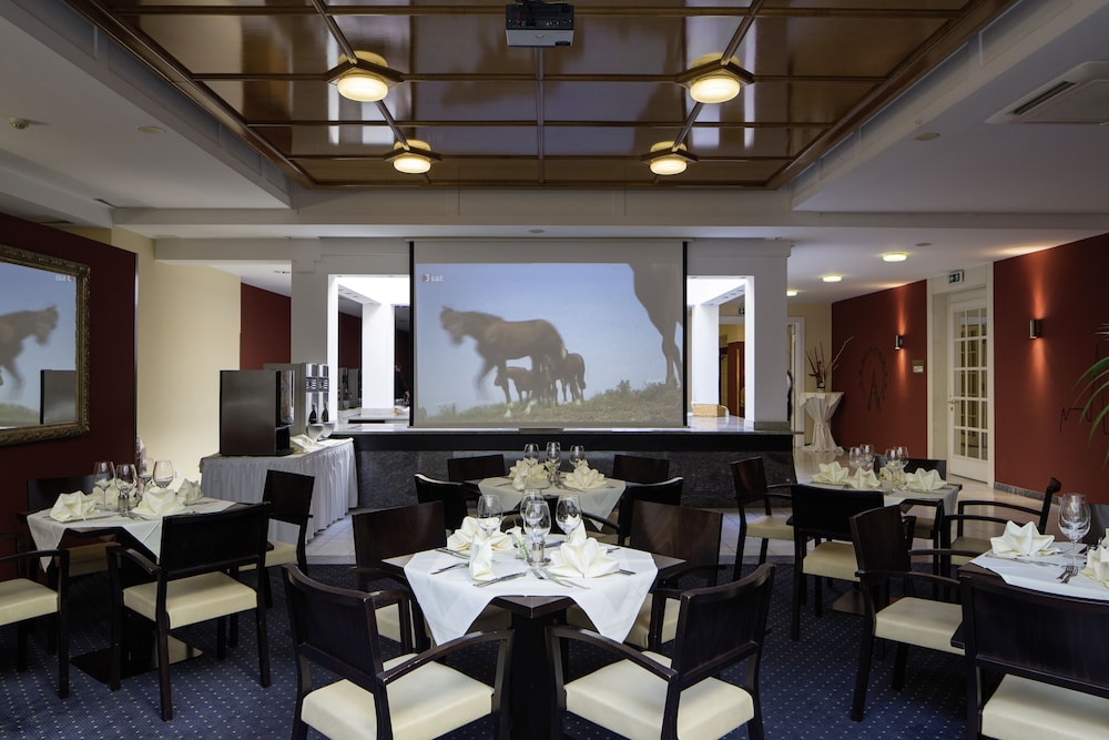 מזון ומשקאות