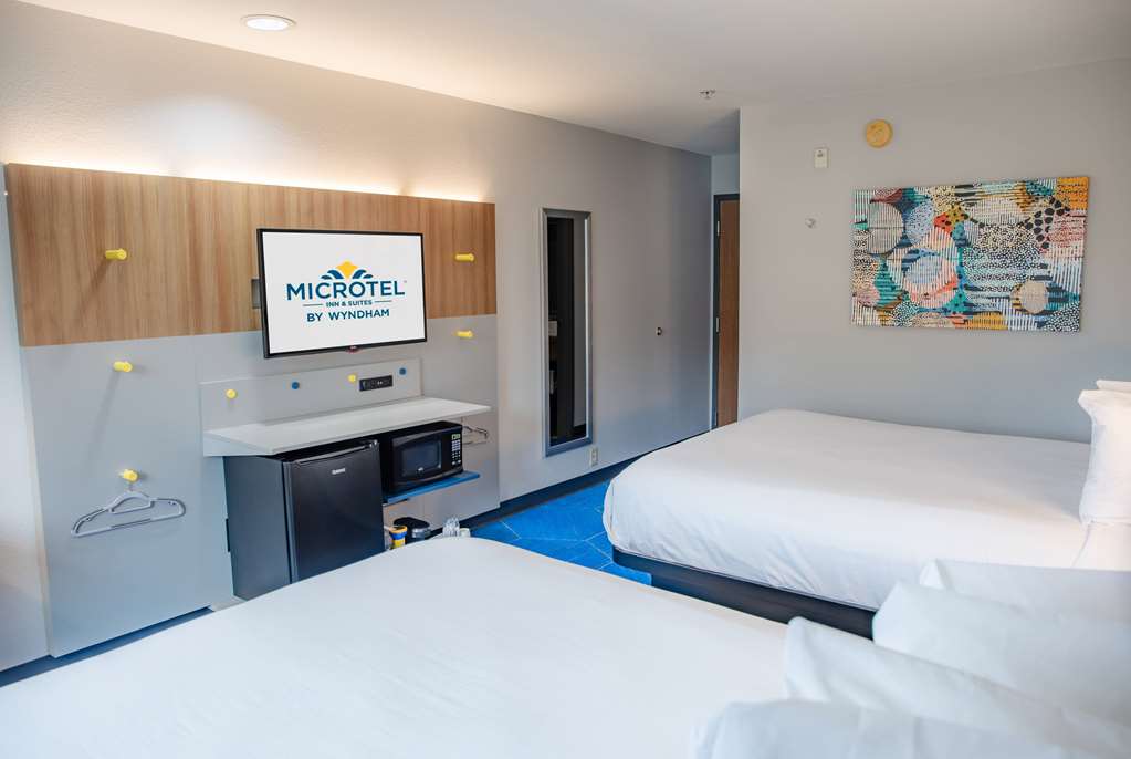 Microtel Inn & Suites by Wyndham Kingsland Naval Base I 95 - photo 21