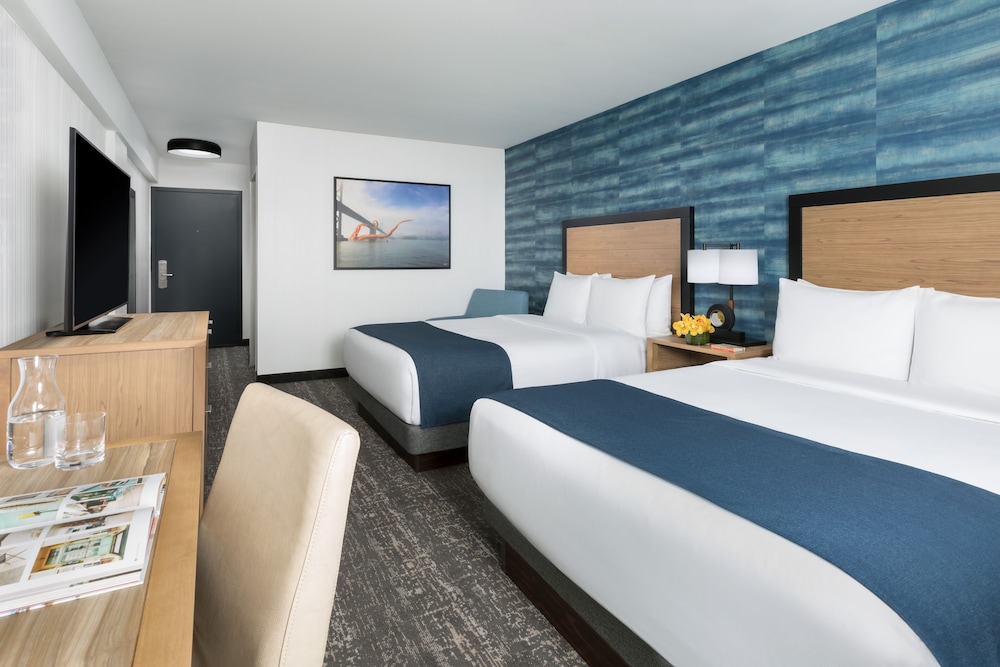 Hotel Caza Fisherman's Wharf - photo 26