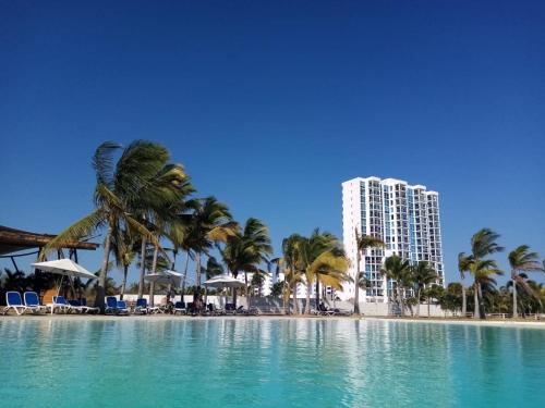 Midtown Apto in Town Center — 4-Star Luxury Hotel in Rio Hato, Panama