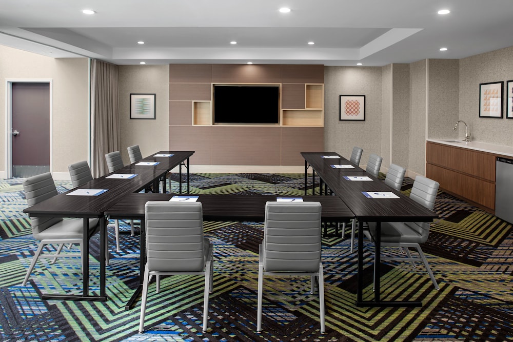 Holiday Inn Express & Suites Woodside LaGuardia Airport by IHG - photo 35