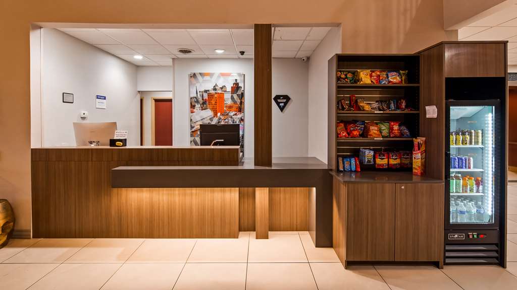 Best Western Plus New Cumberland Inn & Suites - photo 10