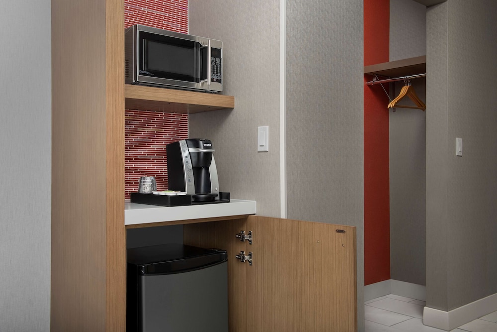 Hilton Garden Inn San Jose Airport - photo 17