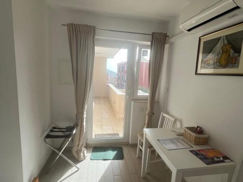 Studio apartment Violeta 3