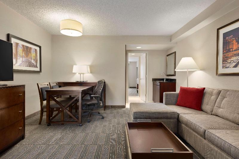 Embassy Suites by Hilton Chicago Lombard Oak Brook - photo 47