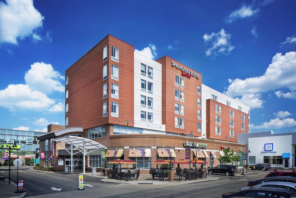 SpringHill Suites by Marriott Pittsburgh Bakery Square in Pittsburgh, United States