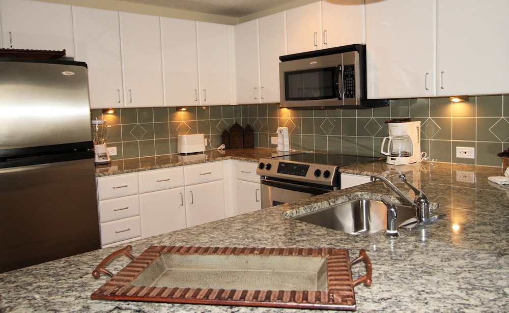 Grand Panama Beach Resort by Emerald View Resorts - photo 19