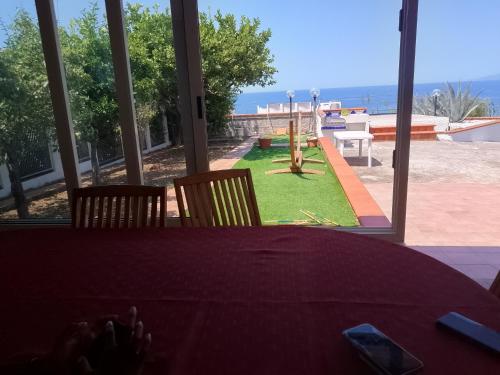 Casa Vista Mare con Giardino — 4-Star Luxury Hotel in Praia A Mare, Italy
