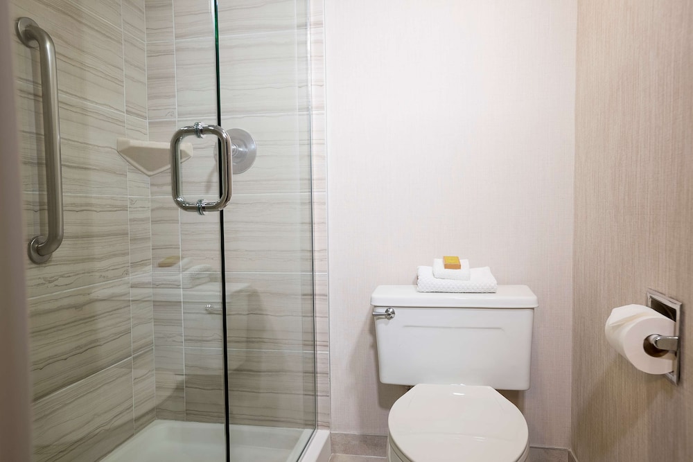 DoubleTree by Hilton Denver Aurora - photo 15