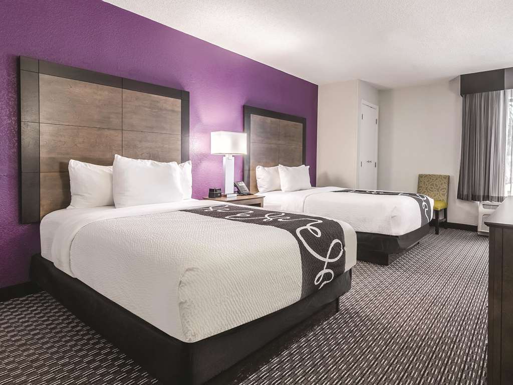 La Quinta Inn & Suites by Wyndham Myrtle Beach N Kings Hwy - photo 37