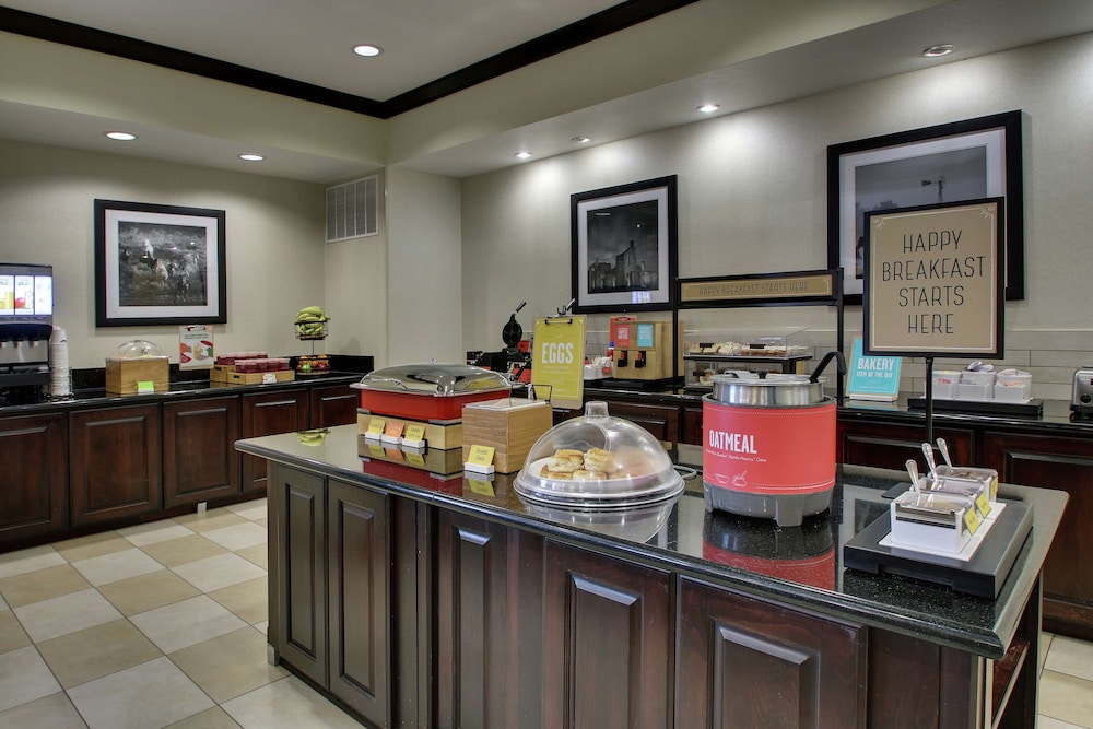 Hampton Inn Vernon - photo 26