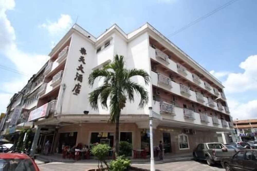 Hotel Lotte - carbon neutral hotel in Ipoh