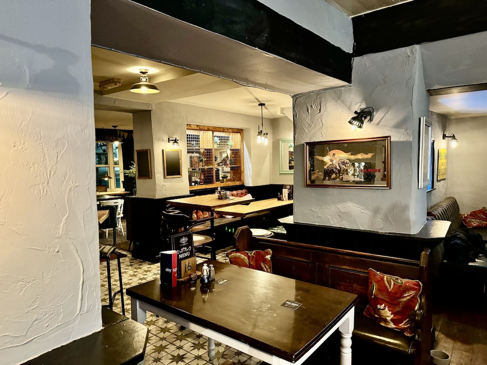 The Black Swan Hotel - carbon neutral hotel in Leyburn