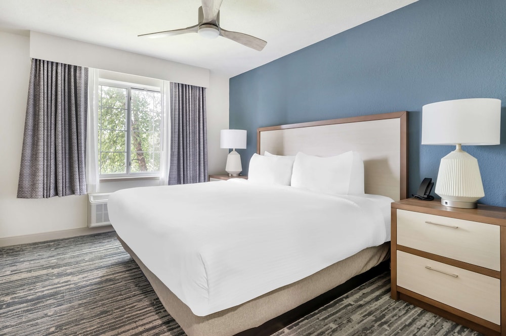 Hilton Vacation Club Varsity Club South Bend IN - photo 8