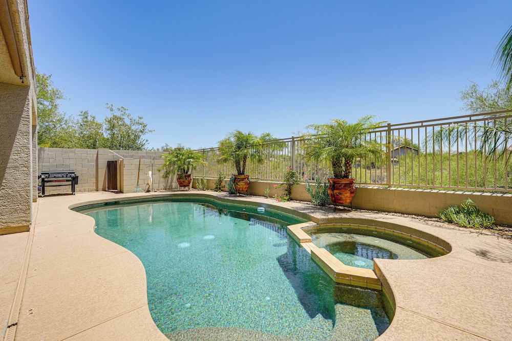 Spacious Family Oasis in Cave Creek — hotel in Cave Creek