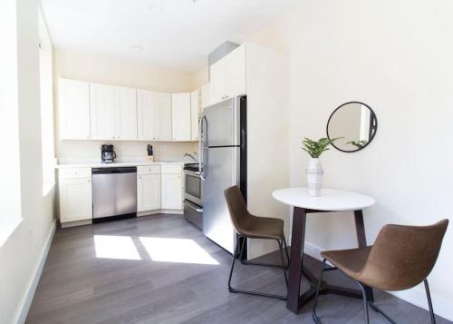 Boston Fidi Studio Laundry in Building Fast Wifi — 4-Star Luxury Hotel in Boston, United States