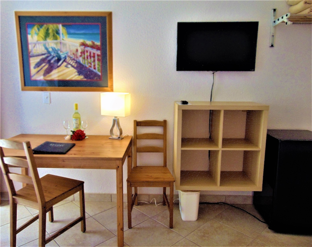 Dolphin Key Resort Cape Coral - photo 5