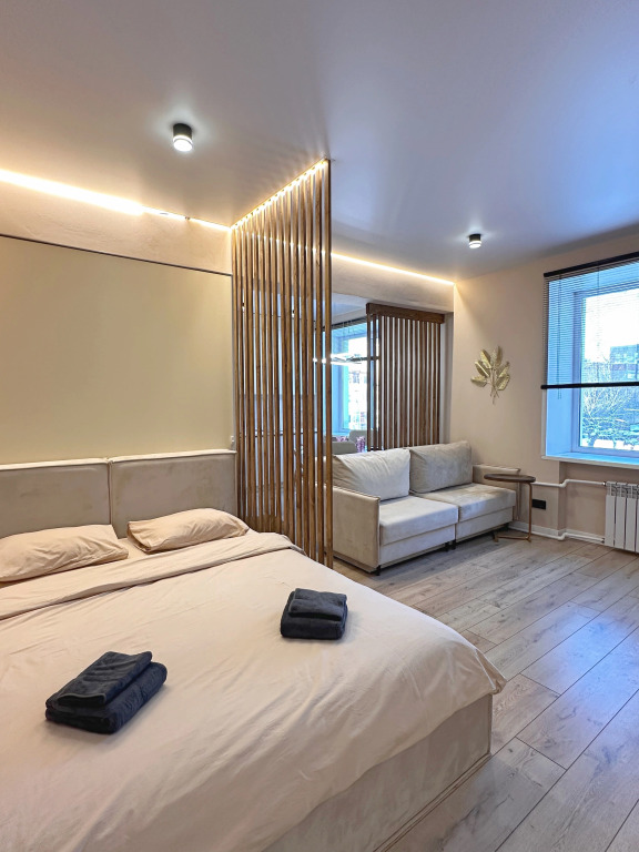 2kh Komnatnaya Volodarskogo 50 Flat in Yaroslavl, Russia