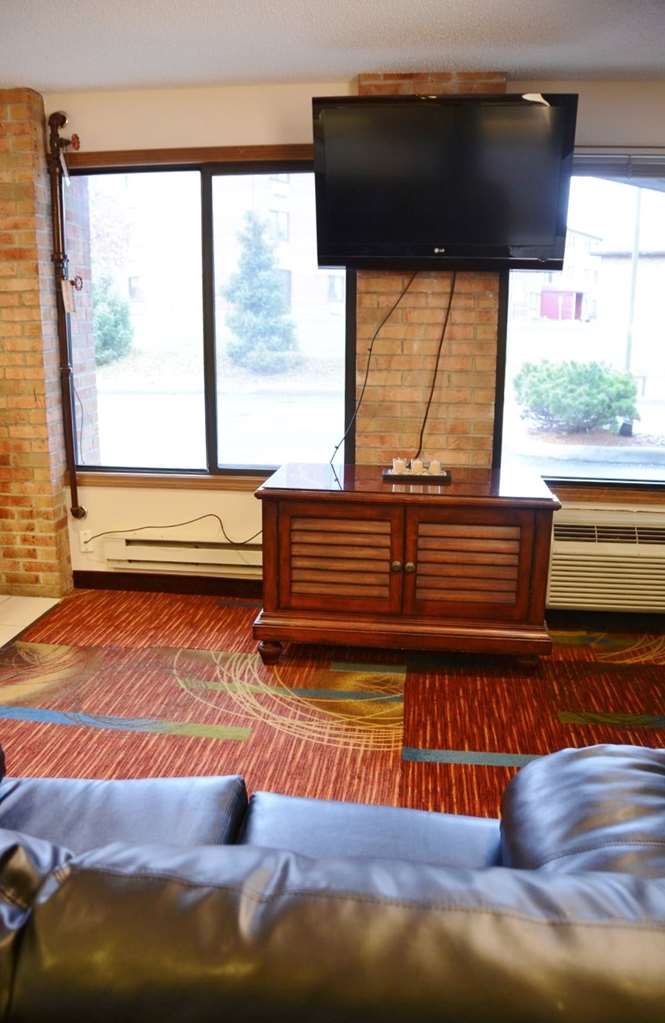 Country Hearth Inn & Suites Kenton - photo 6