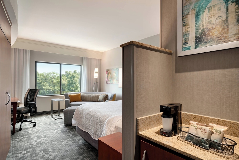 Courtyard by Marriott Ewing Princeton - photo 14