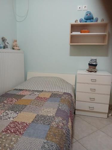 Marry’s Guesthouse — Kineta — photo 3