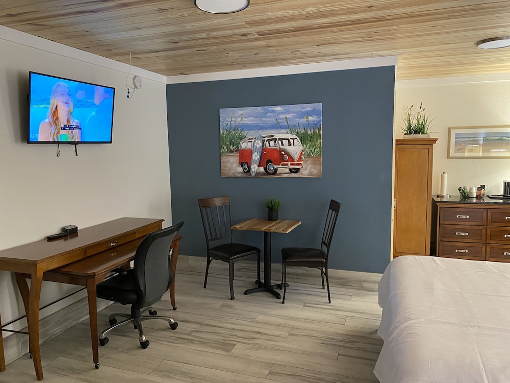 Gulf Coast Inn - photo 21