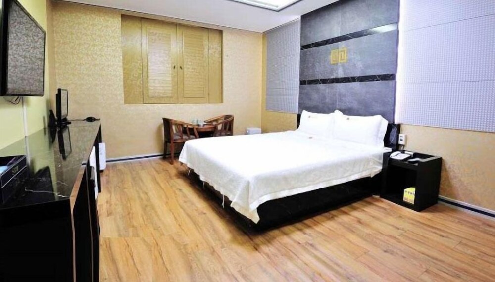S Motel - carbon neutral hotel in Yeosu