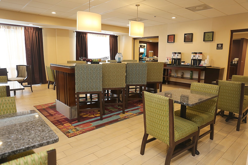 Hampton Inn Manning - photo 7
