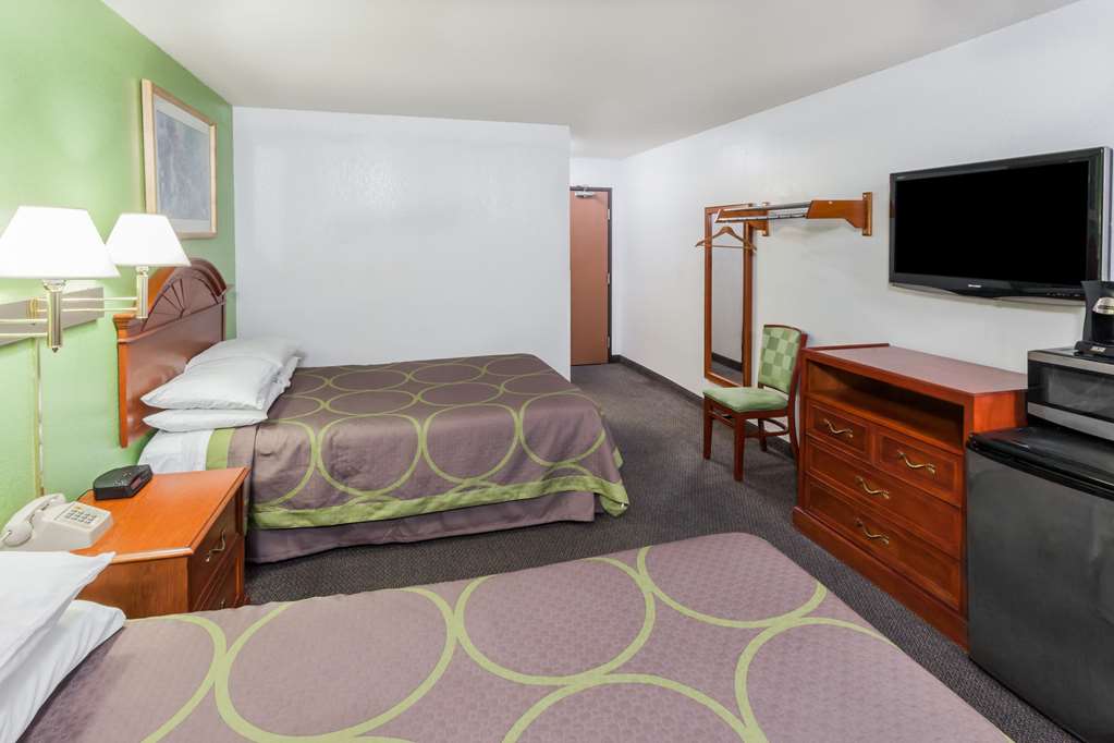Super 8 by Wyndham Merrillville - photo 15