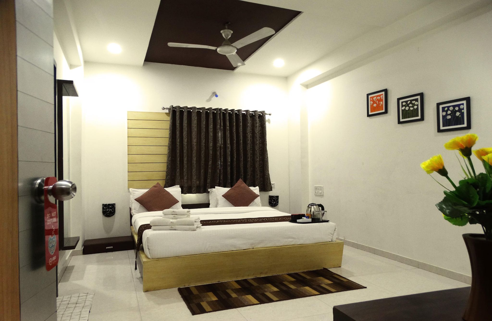OYO Rooms Trikon Baug in Rajkot, India