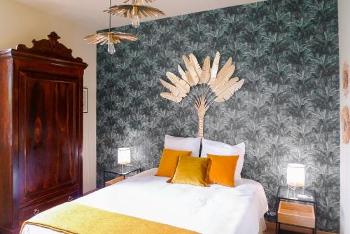 Les Chambres du Montreal Et L’hotel Particulier in Montreal, France