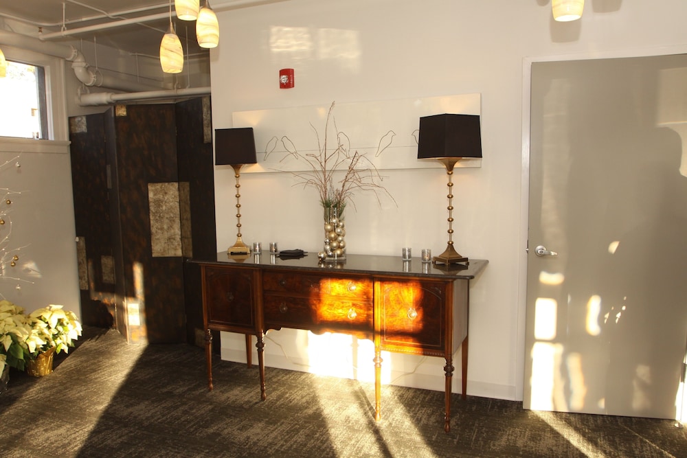 Park Plaza Hotel Seguin - photo 27