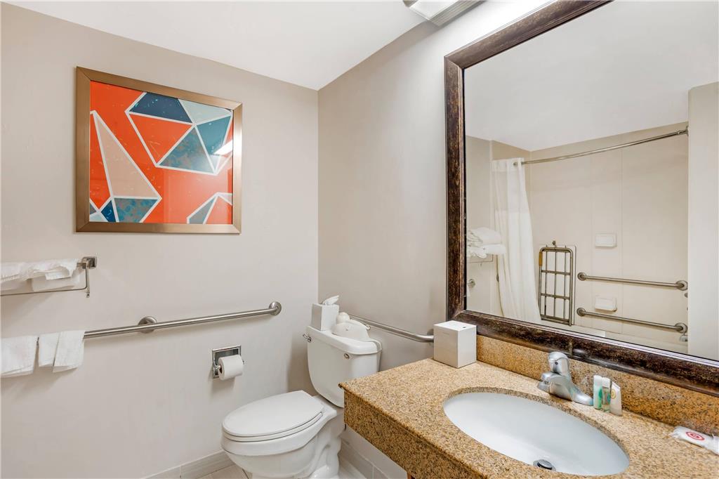 Comfort Inn & Suites Mt. Holly Westampton - photo 28