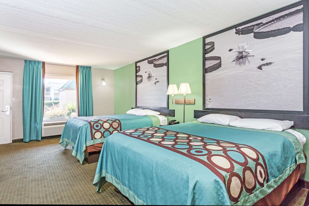 Super 8 by Wyndham Marianna I 10 - photo 15