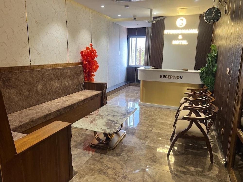 Hyders Mahal and Hotel in Tanjore, India