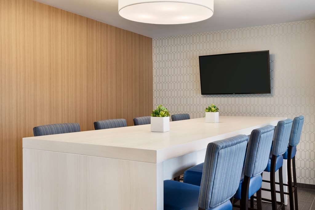 Microtel Inn & Suites by Wyndham Gambrills - photo 26