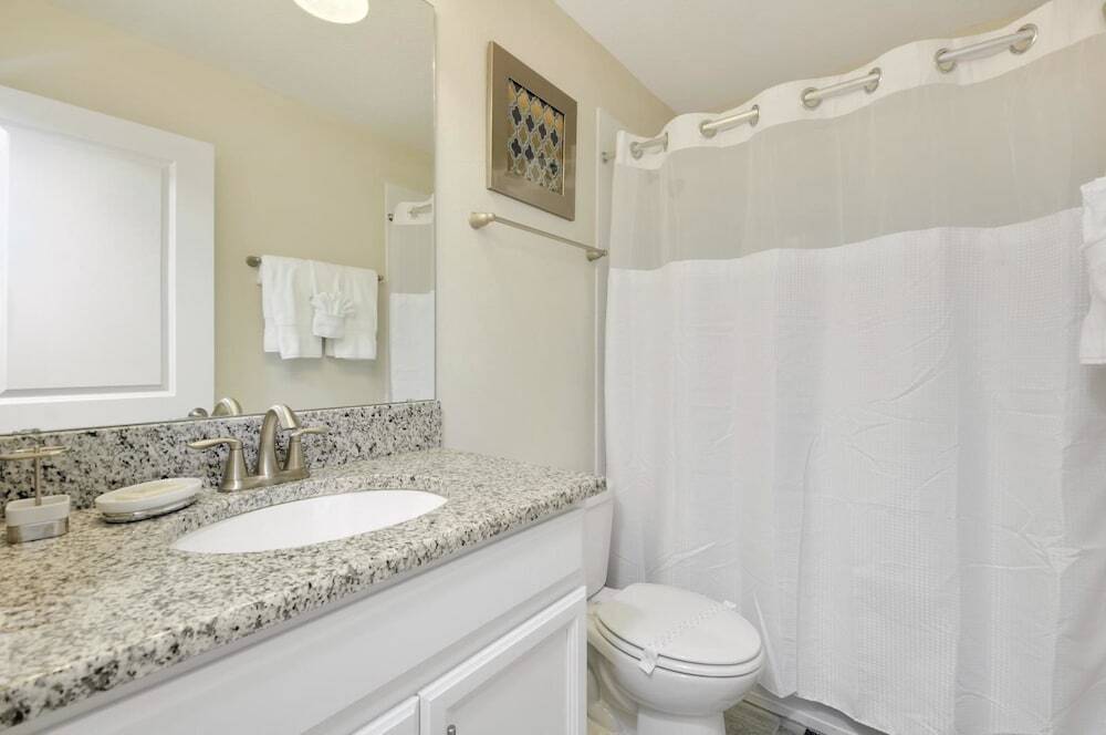 Championsgate Resort Platinum G16 Holiday Home - photo 5