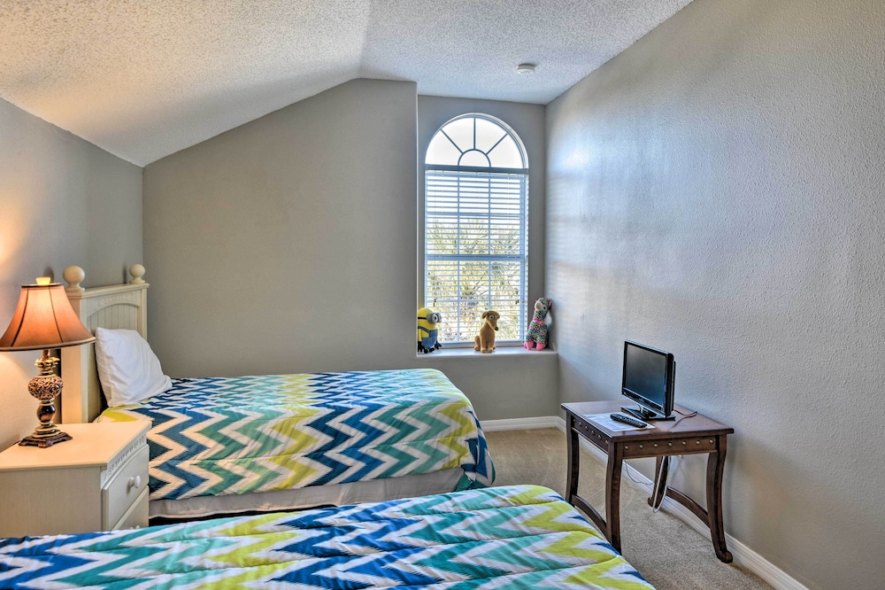 10 Mi to Disney Resort Home with Pool and Spa - photo 2
