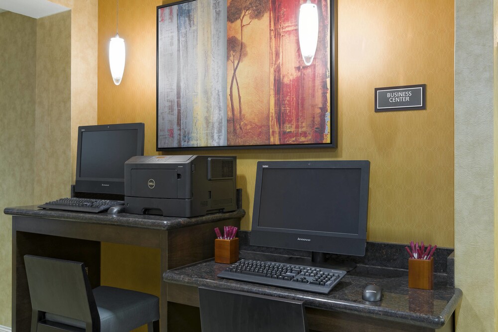 Residence Inn Philadelphia Montgomeryville - photo 21