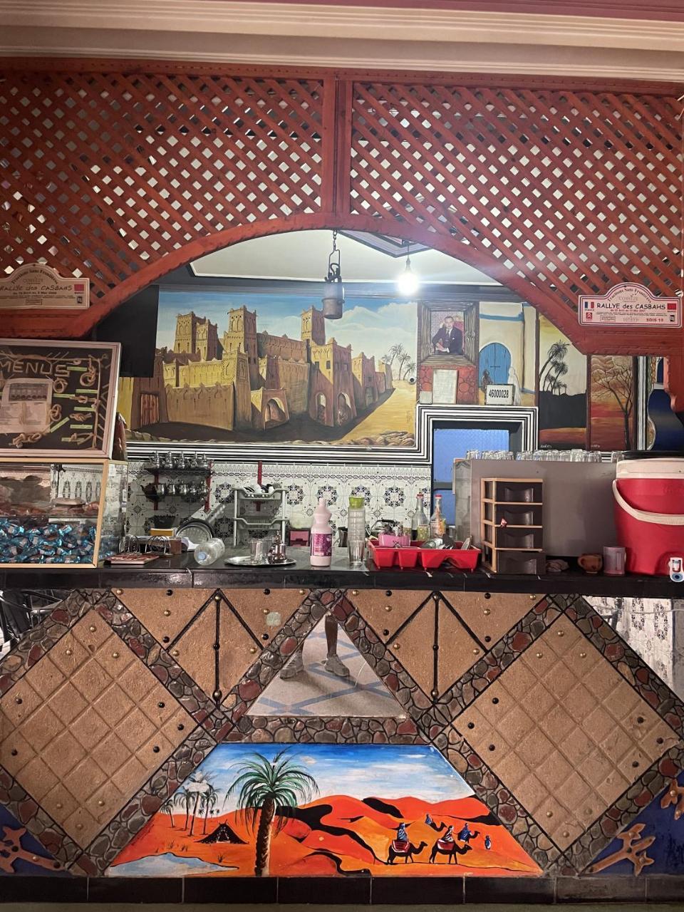 Taghadoute Hotel - last minute hotel in Taznakht