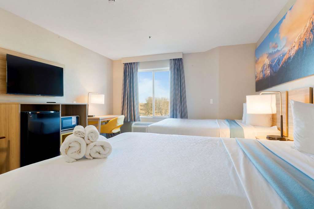 Days Inn by Wyndham Thornton - photo 11